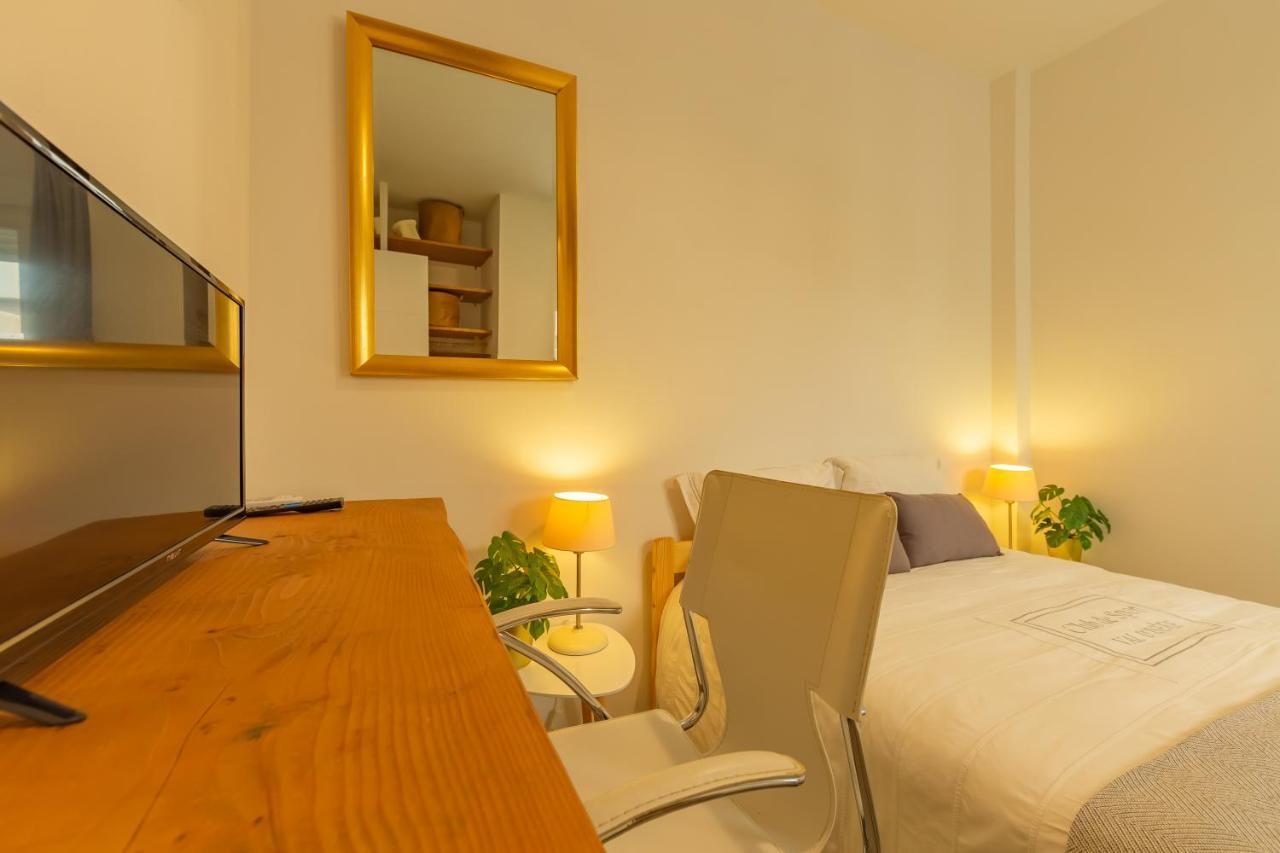 Near Beach, Cosy Terrace, Pool & Fibre Wifi Тарифа Экстерьер фото
